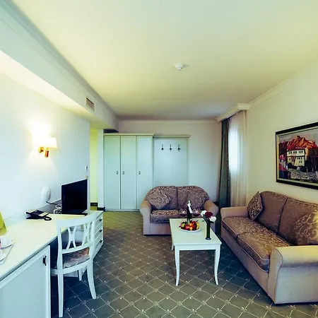 Resort Helena Park 5*